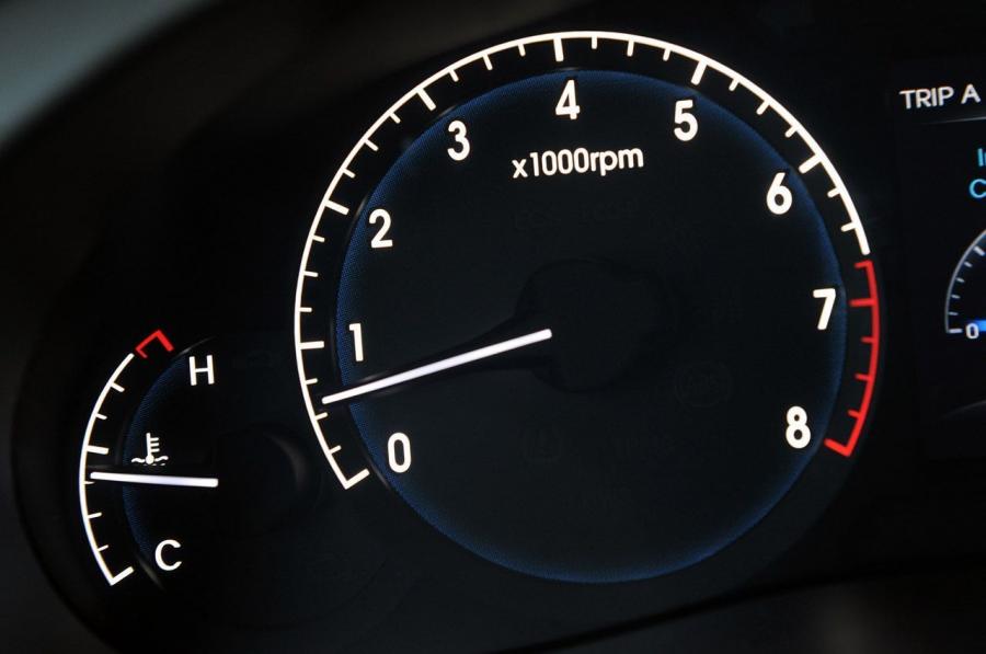  Hyundai Genesis 2012 года  (фото 14 из 73)